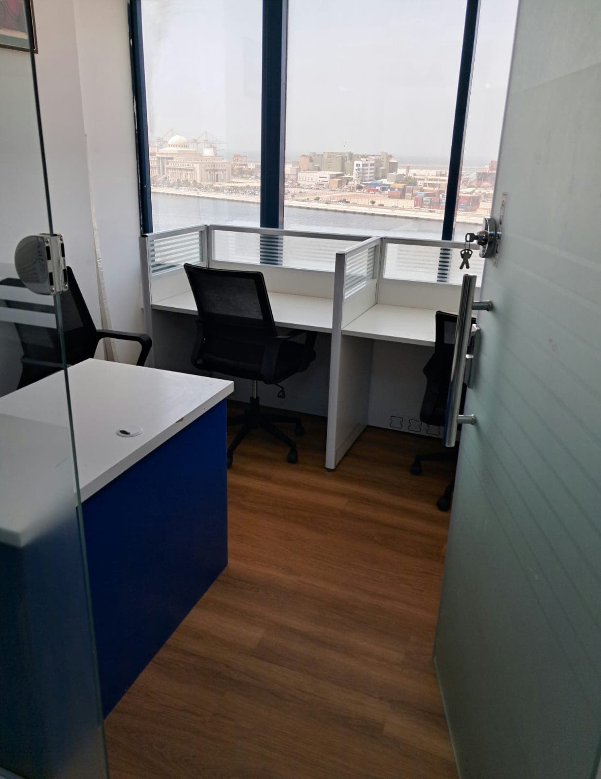 Dedicated Desk
